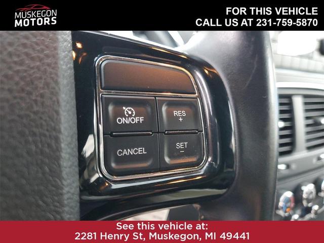 Photo of 2017 White Knuckle Clearcoat Dodge Grand Caravan