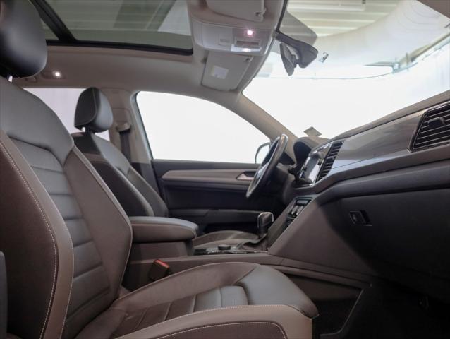 Photo of 2021 Pyrite Silver Metallic Volkswagen Atlas