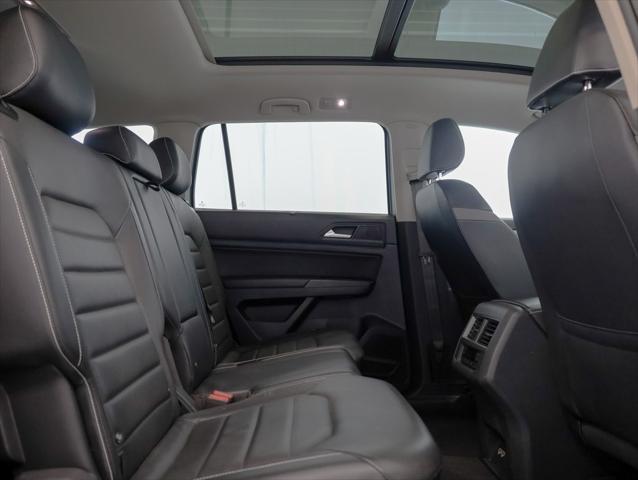 Photo of 2021 Pyrite Silver Metallic Volkswagen Atlas