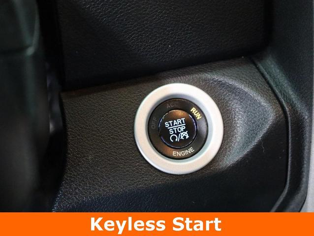 Photo of 2016 Bright White Clearcoat RAM 1500