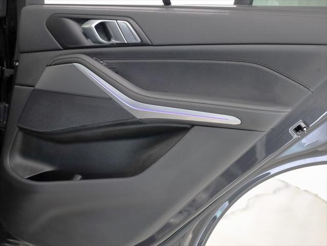 Photo of 2022 Gray BMW X5