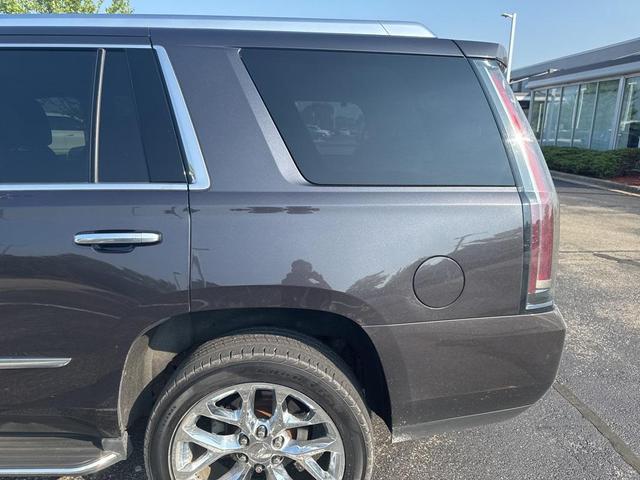 Photo of 2016 Dark Granite Metallic Cadillac Escalade