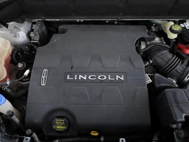 Photo of 2018 Ingot Silver Lincoln MKX