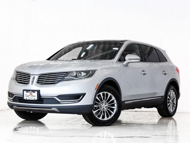 Photo of 2018 Ingot Silver Lincoln MKX