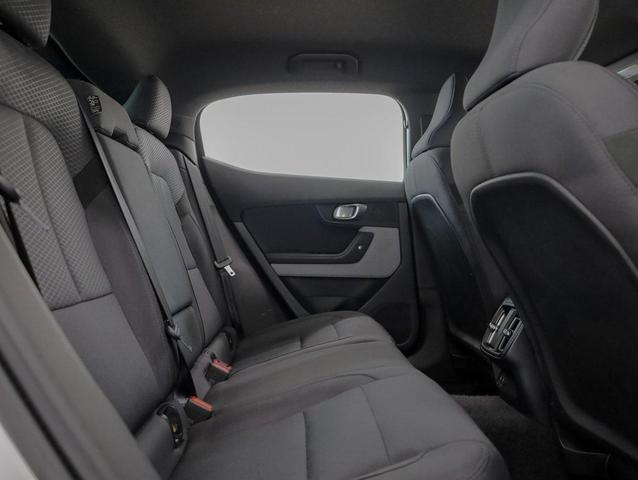 Photo of 2023 Snow Metallic Polestar 2