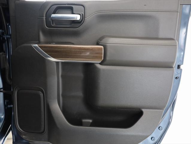 Photo of 2022 Northsky Blue Metallic Chevrolet Silverado 1500