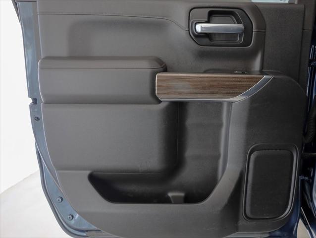 Photo of 2022 Northsky Blue Metallic Chevrolet Silverado 1500