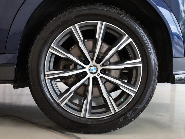Photo of 2020 Tanzanite Blue II Metallic BMW X6