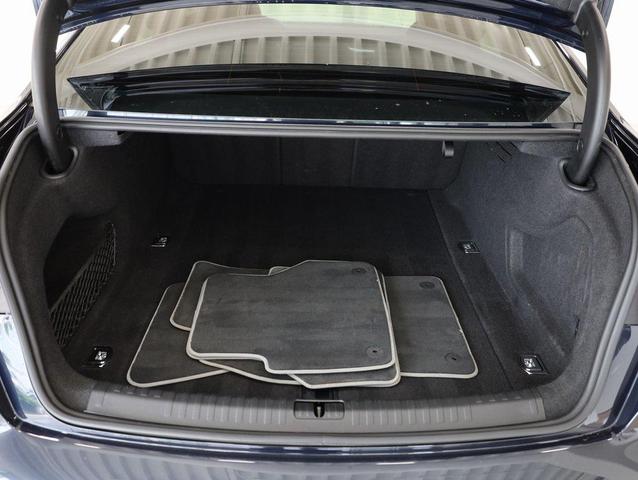 Photo of 2019 Blue Metallic Audi A6