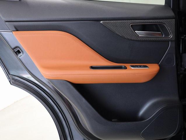 Photo of 2020 Black Jaguar F-PACE