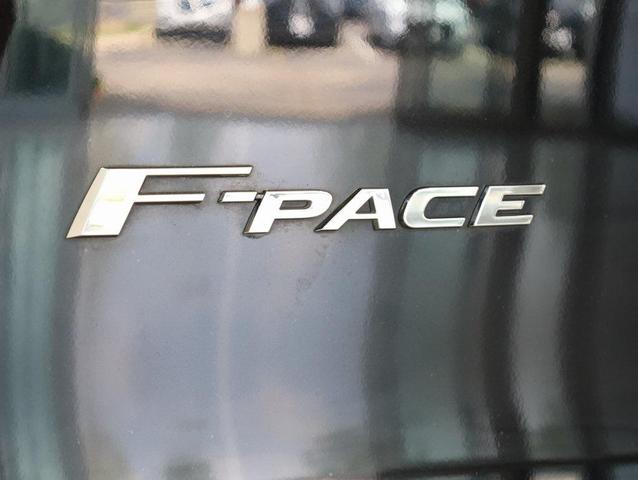 Photo of 2020 Black Jaguar F-PACE