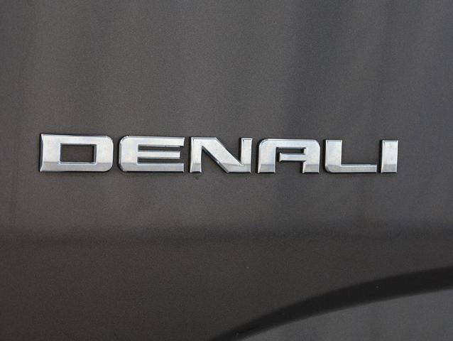 Photo of 2019 Smokey Quartz Metallic GMC Canyon