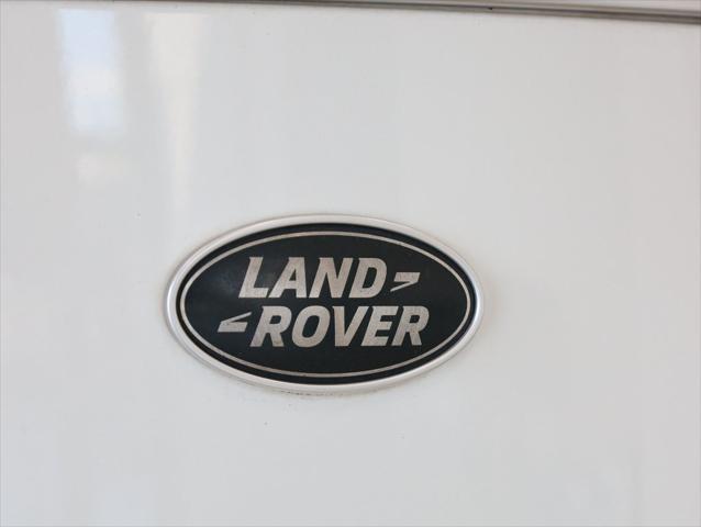 Photo of 2017 White Land Rover Range Rover
