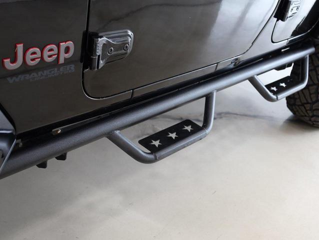 Photo of 2018 Black Clearcoat Jeep Wrangler Unlimited