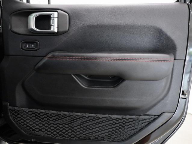 Photo of 2018 Black Clearcoat Jeep Wrangler Unlimited