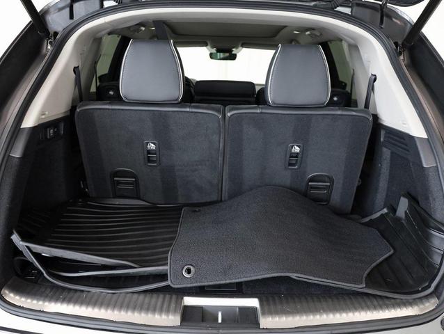 Photo of 2023 Majestic Black Pearl Acura MDX