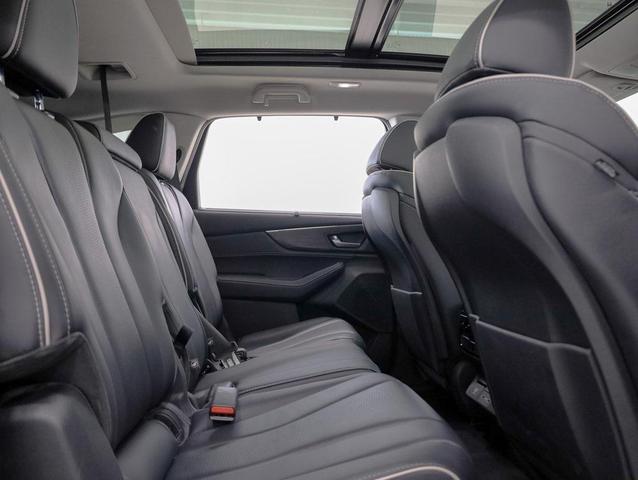 Photo of 2023 Majestic Black Pearl Acura MDX