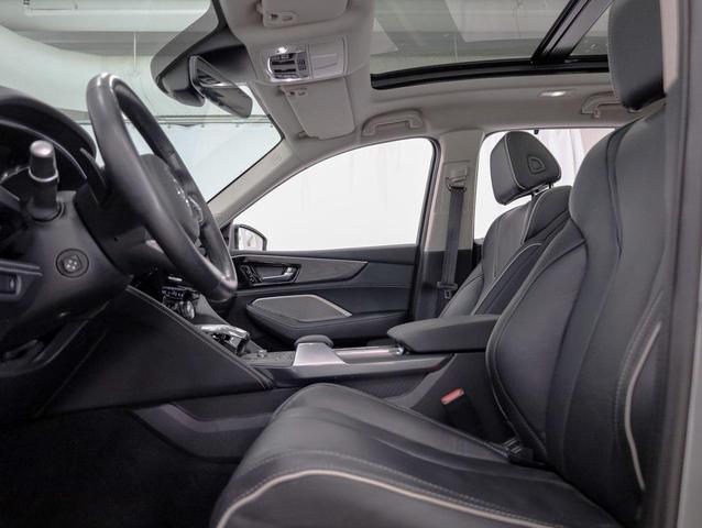 Photo of 2023 Majestic Black Pearl Acura MDX