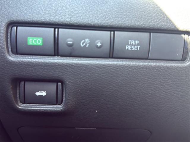 Photo of 2025 Super Black Nissan Sentra