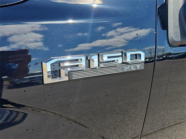 Photo of 2016 Shadow Black Ford F-150