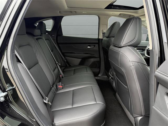 Photo of 2025 Super Black Nissan Murano