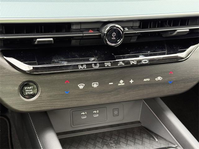 Photo of 2025 Super Black Nissan Murano