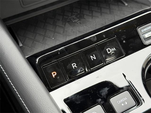 Photo of 2025 Super Black Nissan Murano