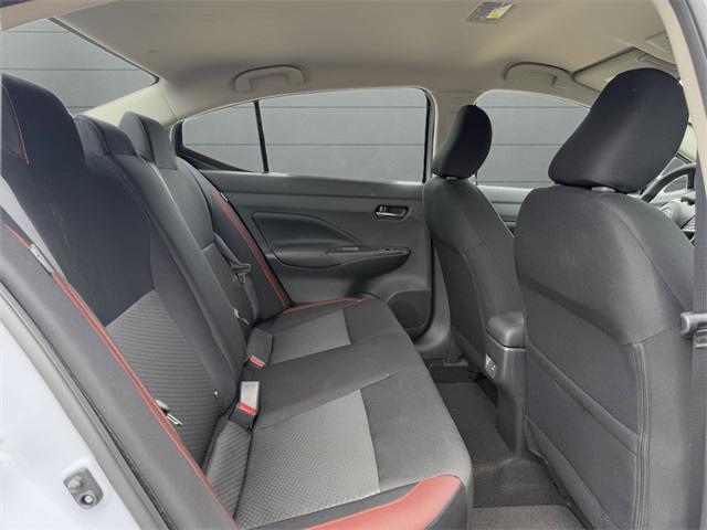 Photo of 2025 Gray Sky Pearl Nissan Versa
