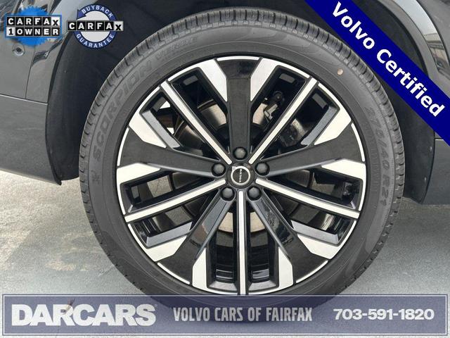 Photo of 2023 Onyx Black Volvo XC90