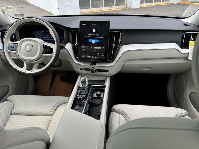 Photo of 2026 Denim Blue Metallic Volvo XC60
