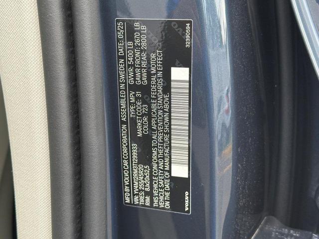 Photo of 2026 Denim Blue Metallic Volvo XC60