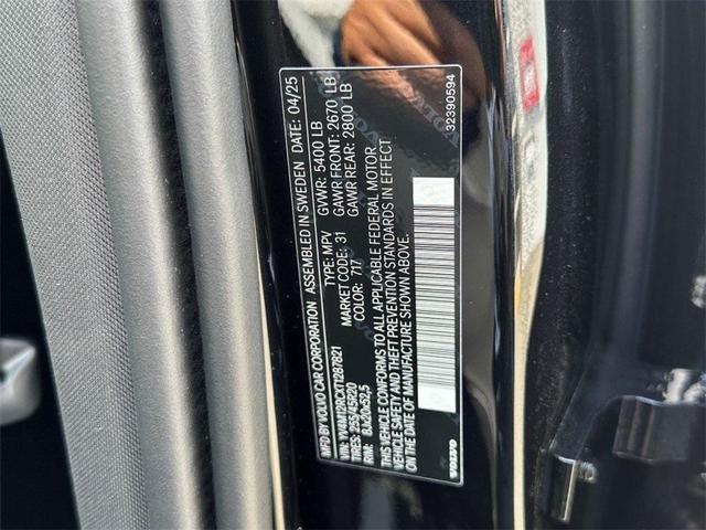 Photo of 2026 Onyx Black Metallic Volvo XC60