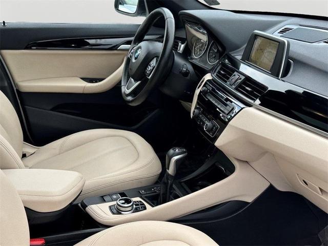 Photo of 2017 Glacier Silver Metallic BMW X1