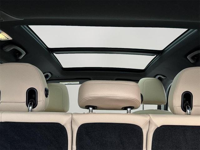 Photo of 2017 Glacier Silver Metallic BMW X1