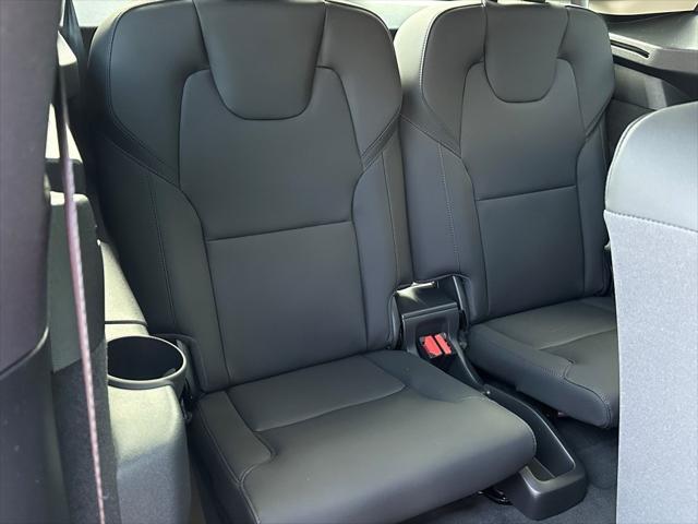Photo of 2025 Denim Blue Metallic Volvo XC90 Plug-In Hybrid