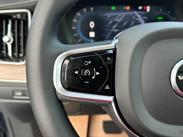 Photo of 2025 Denim Blue Metallic Volvo XC90 Plug-In Hybrid