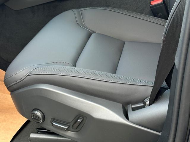 Photo of 2025 Denim Blue Metallic Volvo XC90 Plug-In Hybrid