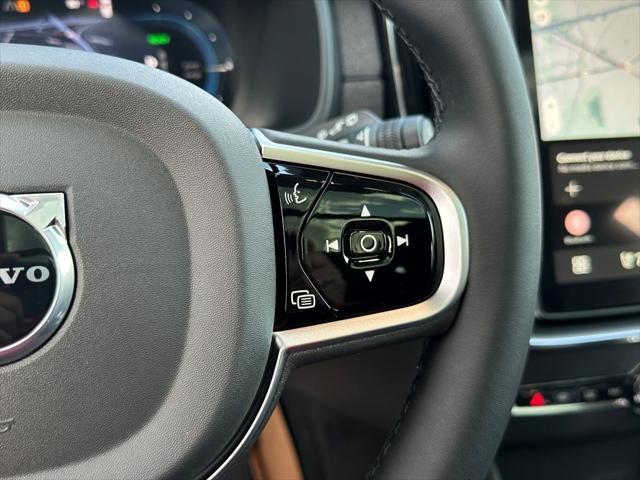 Photo of 2025 Denim Blue Metallic Volvo XC90 Plug-In Hybrid