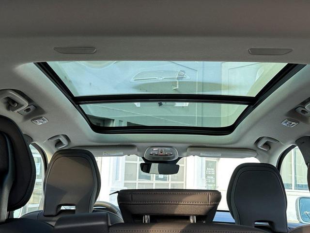Photo of 2026 Bright Dusk Metallic Volvo XC90