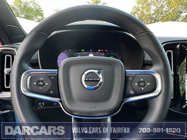 Photo of 2022 Fjord Blue Metallic Volvo C40 Recharge Pure Electric