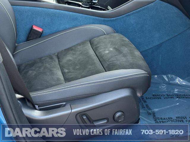 Photo of 2022 Fjord Blue Metallic Volvo C40 Recharge Pure Electric