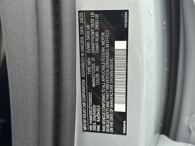 Photo of 2026 Vapour Grey Metallic Volvo XC60