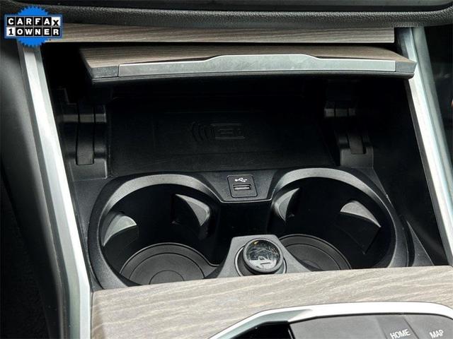 Photo of 2025 Black Sapphire Metallic BMW 330