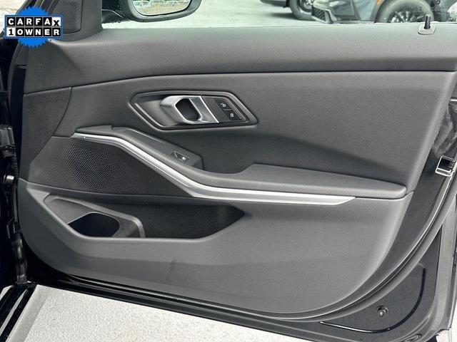 Photo of 2025 Black Sapphire Metallic BMW 330