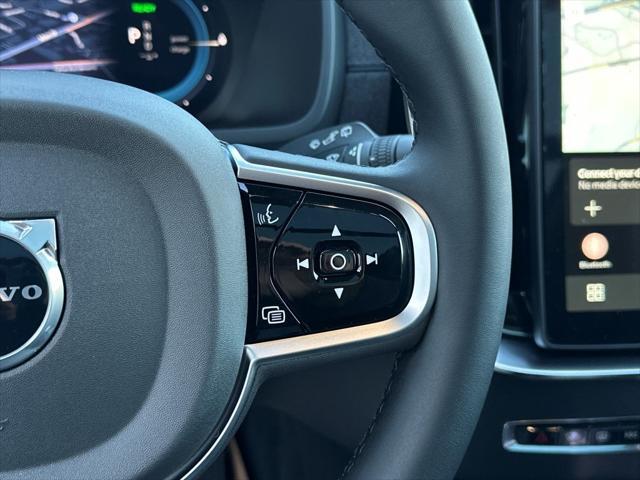 Photo of 2025 Crystal White Pearl Volvo XC90 Plug-In Hybrid