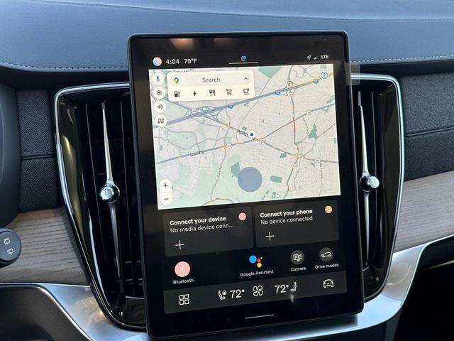 Photo of 2025 Onyx Black Metallic Volvo XC90 Plug-In Hybrid