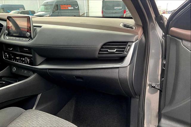 Photo of 2023 Gun Metallic Nissan Rogue