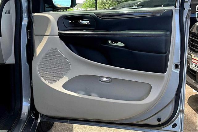 Photo of 2019 Billet Clearcoat Dodge Grand Caravan