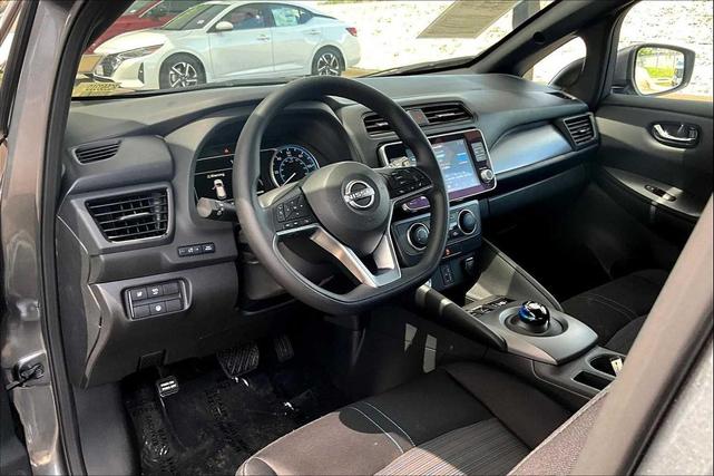 Photo of 2024 Gun Metallic Nissan Leaf