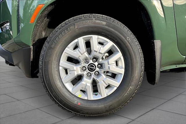 Photo of 2024 Tactical Green Metallic Nissan Frontier